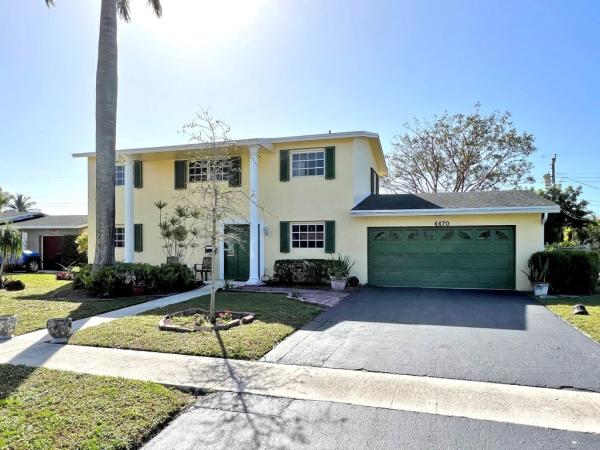 Edgefield, 4470 NW 7th St, Coconut Creek, Florida 33066, image 2
