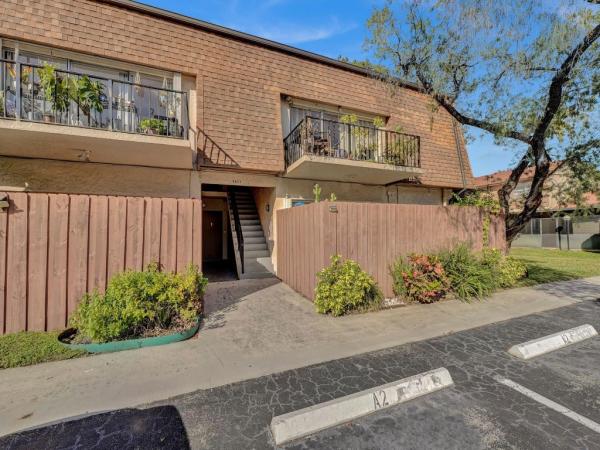 Apple Creek, 7521 W Sunrise Blvd #A2, Plantation, Florida 33313, image 1