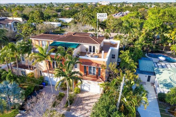 Rio Blanco Townhomes, 2607 NE 15th St #2607, Fort Lauderdale, Florida 33304, image 1
