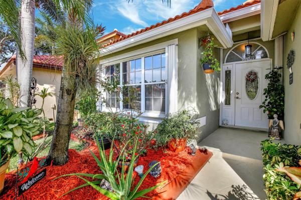 Coconut Sound At Silver Lakes, 18185 SW 3rd St, Pembroke Pines, Florida 33029, image 1