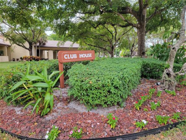 Oakbrook Village, 8220 SW 24th St #4301, North Lauderdale, Florida 33068, image 1
