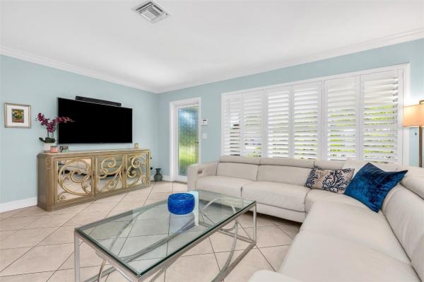 Mary Knoll, 5250 NE 20th Ave, Fort Lauderdale, Florida 33308, image 3