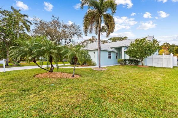 Mango Gardens, 1401 SW 32nd St, Fort Lauderdale, Florida 33315, image 1