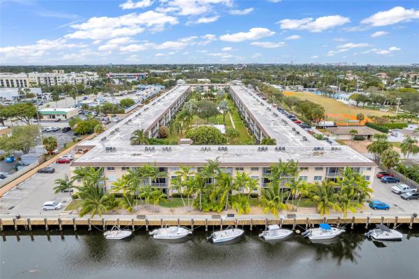 Lighthouse Point Plaza, 4500 N Federal Hwy #371H, Lighthouse Point, Florida 33064, image 1