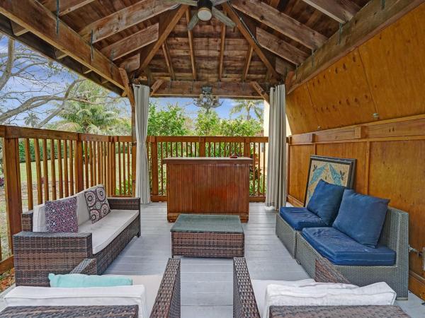 Footbridge Townhouse, 842 NE 20th Dr, Wilton Manors, Florida 33305, image 2