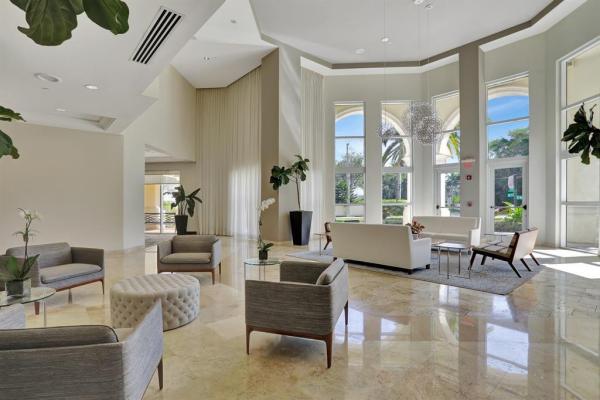 Palmetto Place, 99 SE Mizner Blvd #637, Boca Raton, Florida 33432, image 2