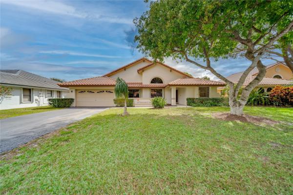 Old Orchard, 9672 Ridgecrest Ct, Davie, Florida 33328, image 1