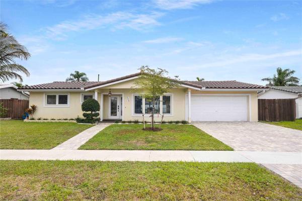 Edgefield, 4440 NW 8th St, Coconut Creek, Florida 33066, image 1