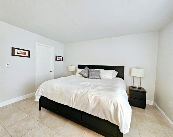 Sailboat Pointe, 2371 NW 33rd St #705, Oakland Park, Florida 33309, image 1