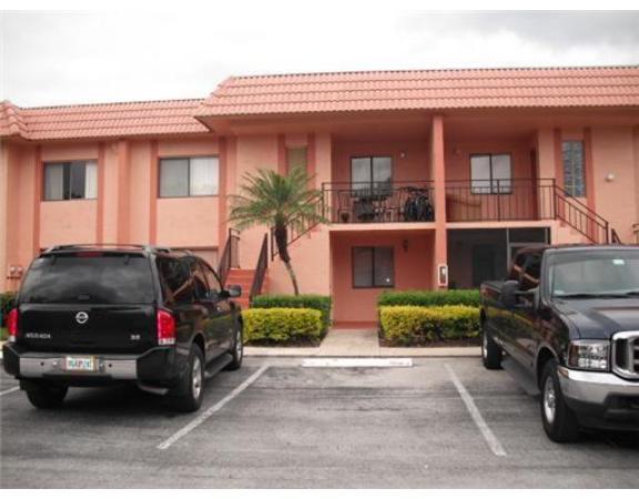 Racquet Club At Bonaventure, 231 Lakeview Dr #102, Weston, Florida 33326, image 1