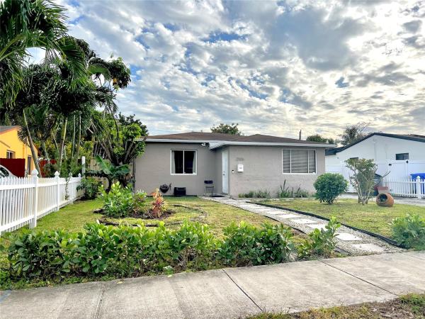 Washington Heights, 2506 Dewey St, Hollywood, Florida 33020, image 1