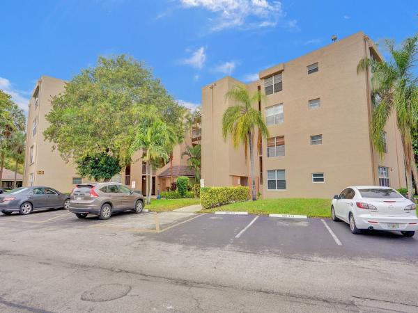 Tangerine Of Pine Island Ridge, 9430 Tangerine Pl #306, Davie, Florida 33324, image 1