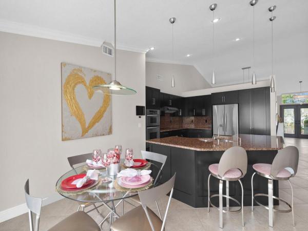Chapel Trail Estates, 1031 NW 193rd Ave, Pembroke Pines, Florida 33029, image 1