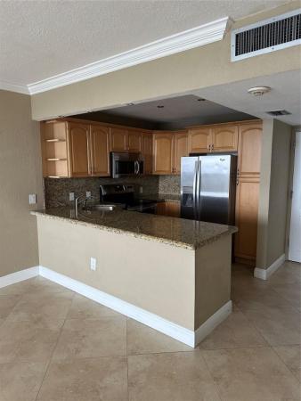 Eldorado Towers, 3675 N Country Club Dr #2405, Aventura, Florida 33180, image 2