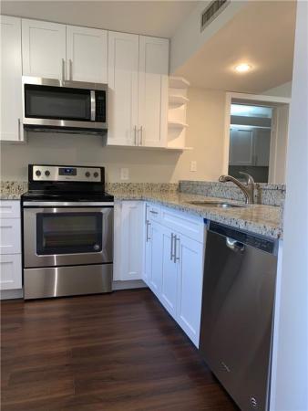 Whitehall 2 Of Pine Island Ridge, 1719 Whitehall Dr #302, Davie, Florida 33324, image 1