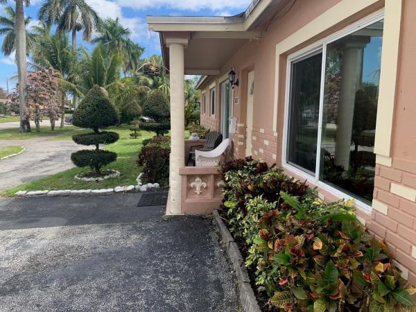 Sunrise Golf Village, 6230 NW 15th St, Sunrise, Florida 33313, image 1