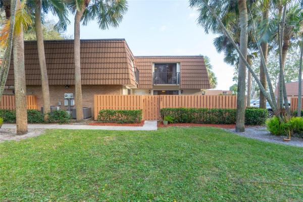 Village Of Sandalwood Lakes North, 180 Charter Way 0, West Palm Beach, Florida 33407, image 1