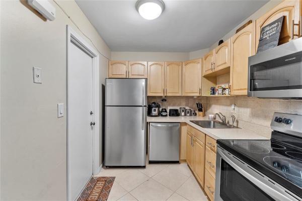 Manor Grove Village, 12 NE 19th Ct #217A, Wilton Manors, Florida 33305, image 1