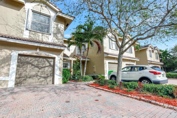 Pine Bay, 5442 NW 90th Ave #5442, Sunrise, Florida 33351, image 1
