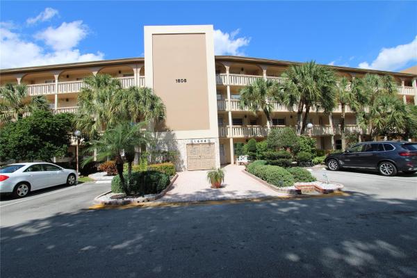 Abaco Village, 1606 Abaco Dr #J4, Coconut Creek, Florida 33066, image 1