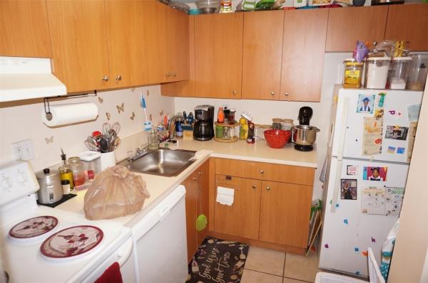 Clear Lake Palms, 407 Executive Center Dr #208, West Palm Beach, Florida 33401, image 2