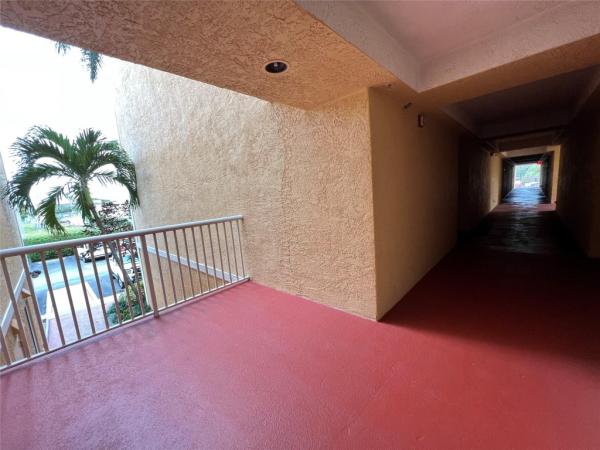 Sheridan East, 1341 SE 3rd Ave #211, Dania Beach, Florida 33004, image 3
