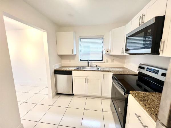 The Palms At Lighthouse Point, 4113 NE 21st Ter #4113, Lighthouse Point, Florida 33064, image 1