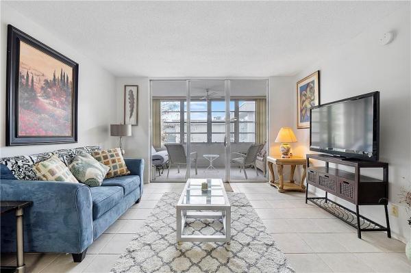Cypress Chase, 2900 NW 48th Ter #410, Lauderdale Lakes, Florida 33313, image 1