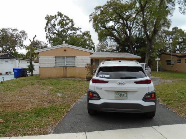 Palm Lane Villa, 6620 Freedom St, Hollywood, Florida 33024, image 1