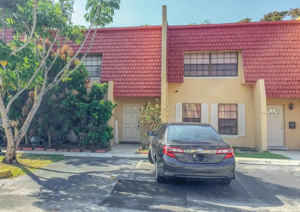 Shaker Village, 58 N Canterbury Ln #58, Tamarac, Florida 33319, image 1