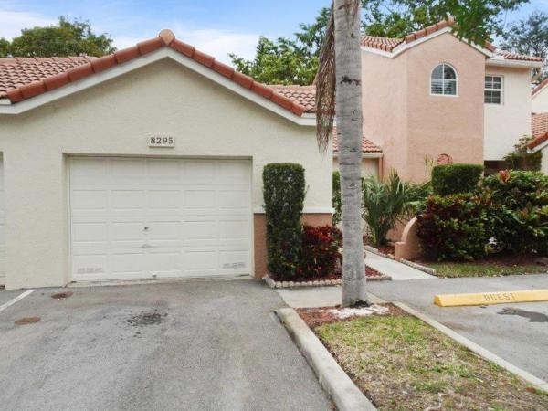 Walden Pond At Woodmont, 8295 NW 70th St #8295, Tamarac, Florida 33321, image 1