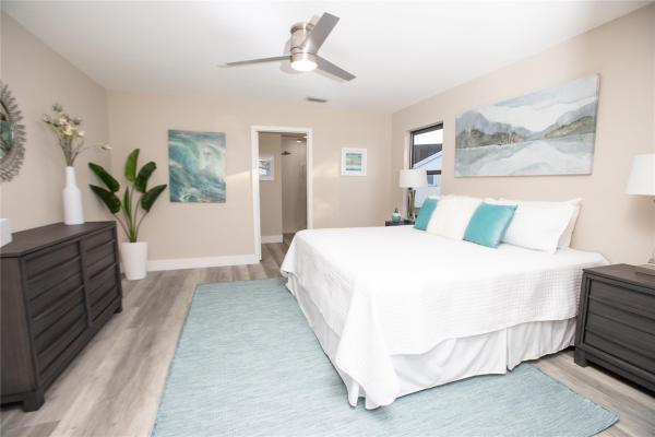 Huntington Woods, 136 Sherwood Dr, Royal Palm Beach, Florida 33411, image 2