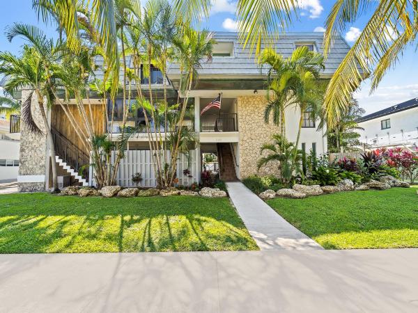 Key Townhouse, 230 Sunrise Dr #10, Key Biscayne, Florida 33149, image 1