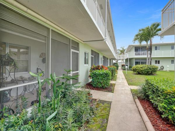 Tarelton Manor, 2100 NE 38th St #120, Lighthouse Point, Florida 33064, image 1
