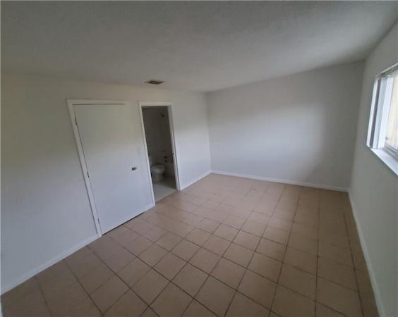 Waterview, 14900 SW 82nd Ter #14-202, Kendall West, Florida 33193, image 2