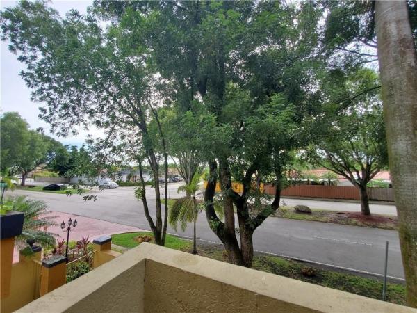 Waterview, 14900 SW 82nd Ter #14-202, Kendall West, Florida 33193, image 1