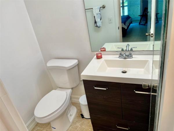 Farnham, 268 Farnham L, Deerfield Beach, Florida 33442, image 2