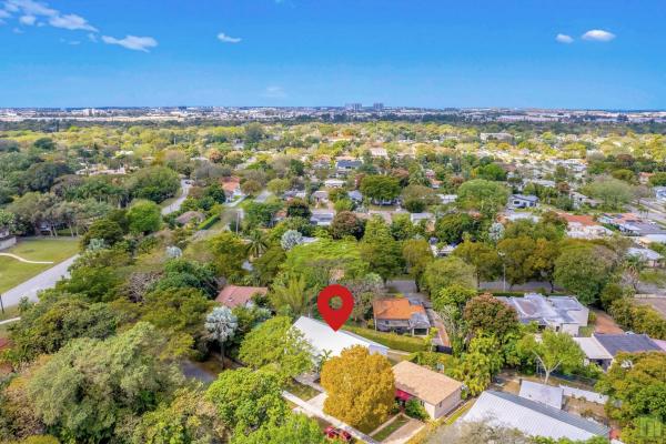 Country Club Estates, 120 Sunset Way, Miami Springs, Florida 33166, image 3