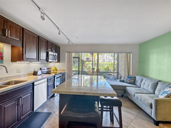 Embarcadero, 5240 NE 6th Ave #E26, Oakland Park, Florida 33334, image 1