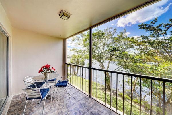 Sunrise Island, 4025 N Nob Hill Rd #210, Sunrise, Florida 33351, image 1