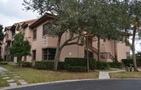 Optima Village At Fountain Spring, 10790 NW 14th St #196, Plantation, Florida 33322, image 2