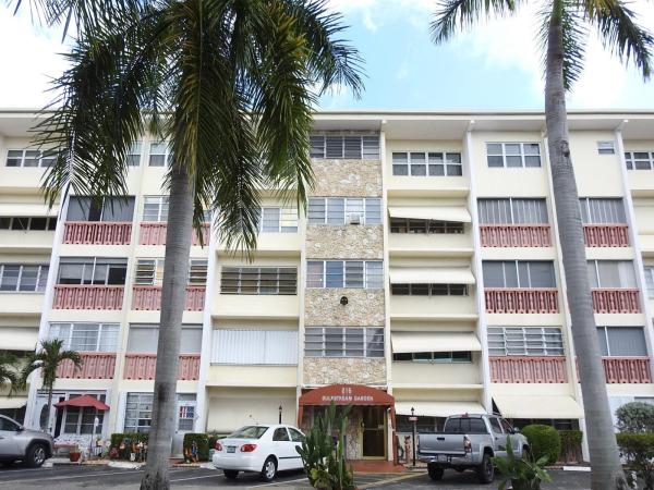 Gulfstream Garden, 215 SE 3rd Ave #206A, Hallandale Beach, Florida 33009, image 1