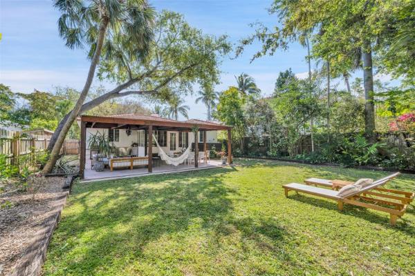 Aqua Marine, 727 NE 76th St, Miami, Florida 33138, image 2