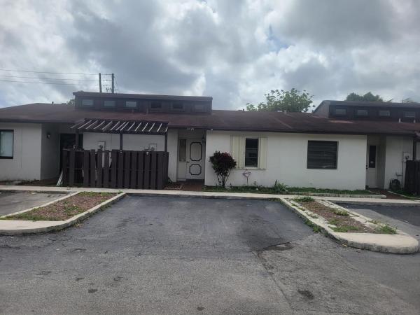 Woodscape Townhomes, 6928 SW 40th Ct #8-M, Miramar, Florida 33023, image 3