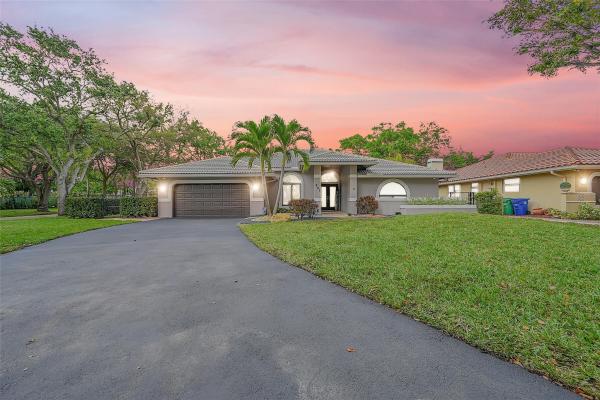 West Glen, 241 NW 118th Ave, Coral Springs, Florida 33071, image 1