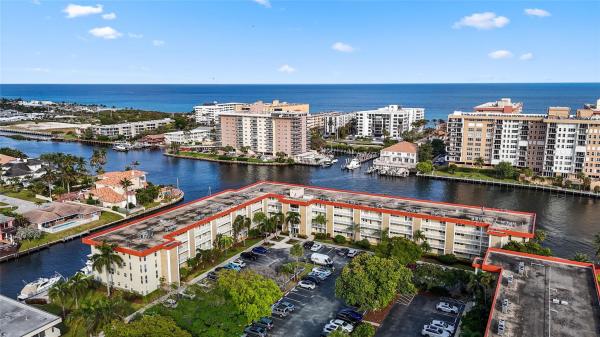 Palm Aire At Coral Key, 3100 NE 48th Ct #302, Hillsboro Beach, Florida 33064, image 2
