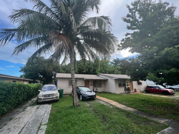 70 NE 184th Ter, Unincorporated Dade County, Florida 33179, image 3