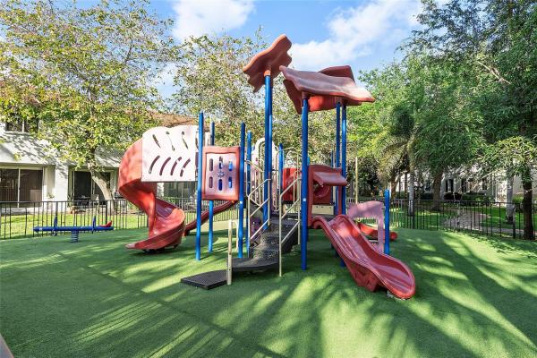 Majorca Isles, 21011 NW 14th Pl #354, Miami Gardens, Florida 33169, image 2