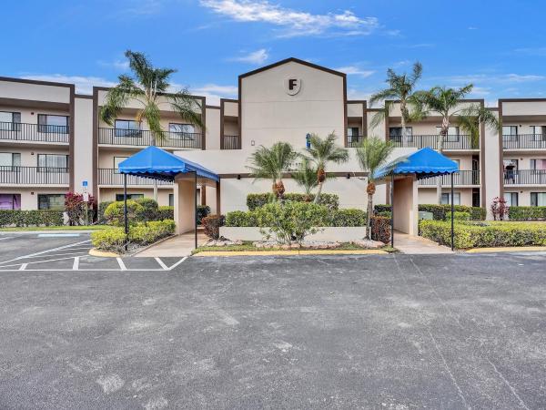 Belfort, 9751 N Belfort Cir #102, Tamarac, Florida 33321, image 1