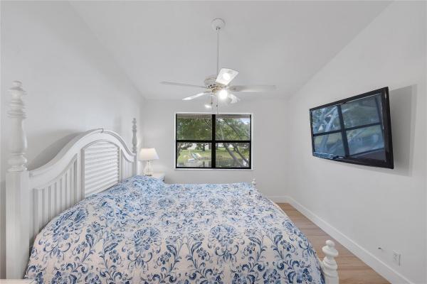 Ambassador Square, 712 Congressional Way, Deerfield Beach, Florida 33442, image 2
